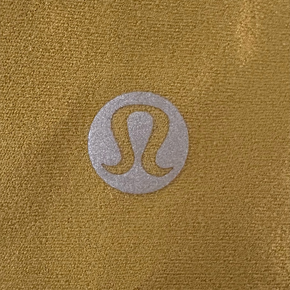Lululemon Nulu Twist-Back Yoga Tank Top *Light Support, C/D Cups Auric Gold Sz 4 - Picture 6 of 8